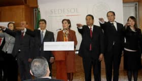 Presenta  Robles a su equipo de trabajo en Sedesol