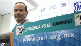 Denuncié a PGR la 'Cruzada', no la critiqué: Madero responde a EPN