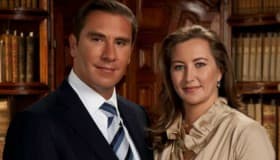 "Abajo el gobernador 'bala'": increpan a esposa de Moreno Valle en NY (Video)