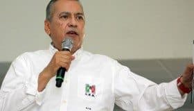 "Manlio Fabio Beltrones, presentó su renuncia al cargo con carácter irrevocable": PRI