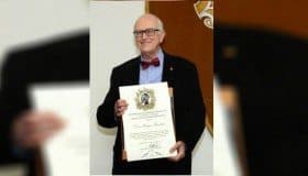Por investigaciones humanísticas, Roger Bartra recibe premio Eulalio Ferrer