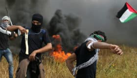 Abbás exige protección de la ONU ante ataque de Israel que dejó 15 muertos y 1,416 heridos