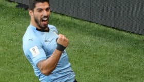 "Muerde" Luis Suárez a Arabia Saudita en la Rostov Arena (Video)
