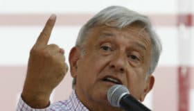 "Constitución moral y argucias del poder", artículo de Héctor Tajonar