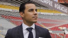 Omar Bravo se despide de las canchas a nivel profesional: #Deportes 13/11/18 (Video)