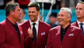 "Todavía no entiendo como Nueva Inglaterra lo dejó escapar (a Tom Brady): Joe Montana | Video