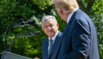 Un poema y una condición, las armas que usó AMLO para hacer frente a Trump en la Casa Blanca