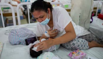 Nace un bebé con anticuerpos Covid en Singapur