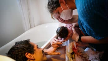 Luchan desde la partería contra la violencia obstétrica