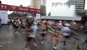 Estos serán los cierres viales y de transporte por el Medio Maratón de CDMX este domingo