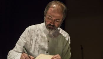 'El periodismo también debe concebir posibles esperanzas': Juan Villoro | Entrevista