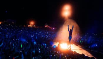 Dua Lipa llega a México para el concierto más grande de su carrera| Video