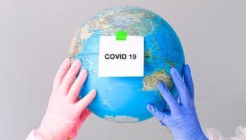 Covid-19 llegó para quedarse pero sale de fase de emergencia: OMS