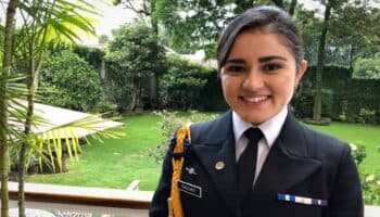 Rechazan familiares de la teniente de Semar, Gloria Cházaro versión de suicidio