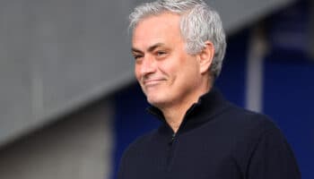 Mourinho explota contra otro árbitro: "No tiene estabilidad emocional para un partido de este nivel"