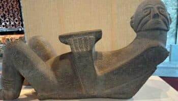 Sebastián y el Chac Mool*: Héctor Tajonar 