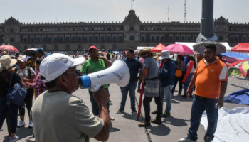 CNTE anuncia paro indefinido en el Zócalo previo al cierre de campaña de Sheinbaum