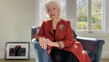 “El abusador es cobarde y hay que enfrentarlo”: Isabel Allende