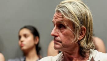 Exhiben abogados de Nacho Cano intento de extorsión de becaria