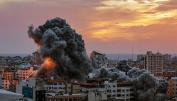 Bombardea Israel 25 objetivos libaneses, pese a negociaciones de alto el fuego | Video