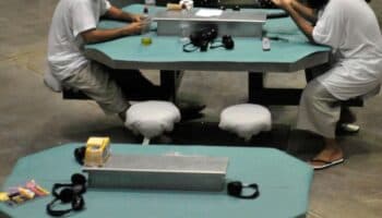 'Guantánamo no es sólo una cárcel: es un lugar donde se deforma la ley; lo vivimos': Exreos