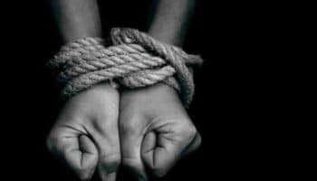 Detienen a mujer por secuestro y asesinato de productor de aguacate