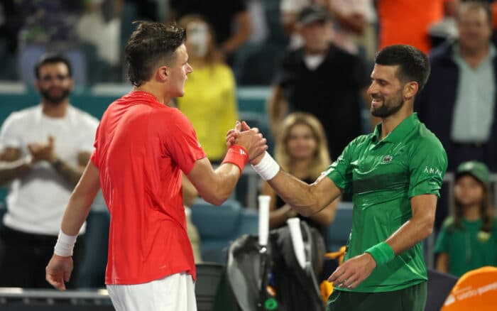 Pospone Mensik el título número 100 de Djokovic en Miami | Video
