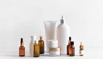 ¿Contiene tu cosmético Lilial? Una sustancia tóxica prohibida en la Unión Europa