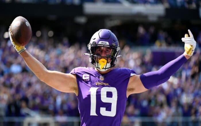 Adam Thielen, leyenda de Vikings, anuncia su retiro | Video