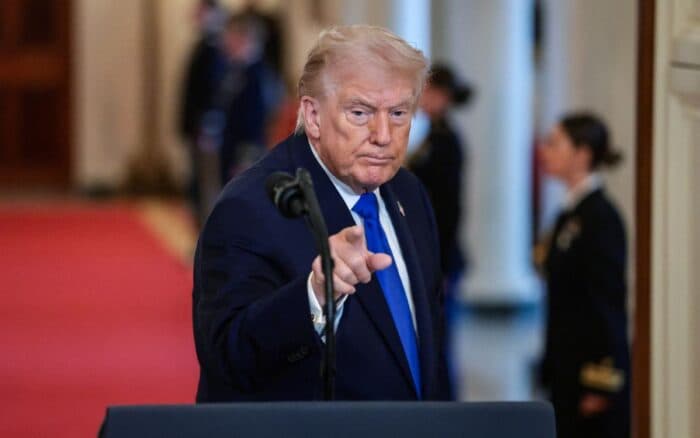 Trump comparte en redes una oferta de Pakistán para mediar entre EE.UU. e Irán