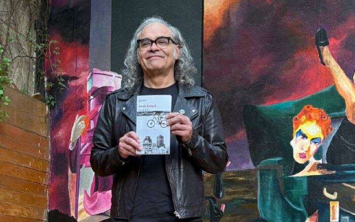 “Me gustaría que mis cuentos sonaran a The Cure”: Joselo Rangel