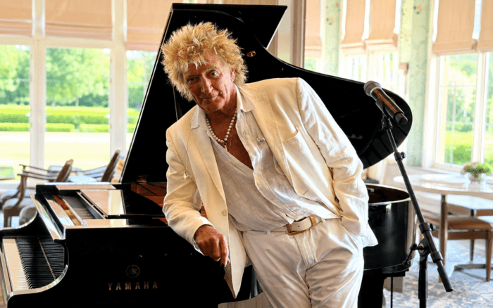 Rod Stewart cancela conciertos tras procedimiento cardiaco