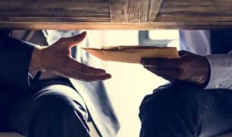 La corrupción y la credibilidad del Estado | Texto por Mario Luis Fuentes