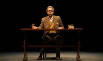 Con teatro celebran los 70 años de Juan Villoro