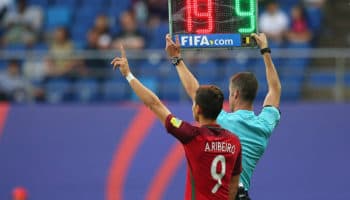 Aprueba IFBA la posibilidad de realizar un cambio cuando un jugador sufra conmoción cerebral | Video