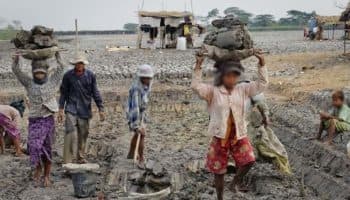 Ganancia promedio por víctima de trabajo forzado es de 10 mil dólares: OIT | Video