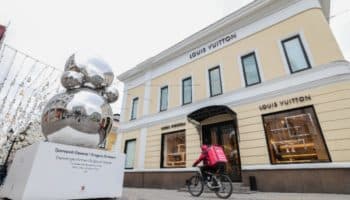 Las grandes marcas de lujo cierran sus tiendas en Rusia