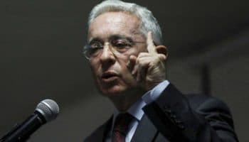 Juicio contra Álvaro Uribe marca un hito en Colombia: Daniel Coronell | Video