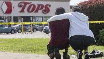 Guterres condena masacre de Buffalo; la califica como 'vil acto de extremismo violento racista'