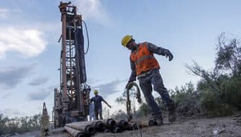 Coahuila: FGR asegura oficinas de 'El Pinabete'; mineros siguen atrapados