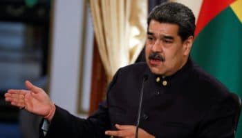 EU perfila aliviar sanciones a Venezuela por diálogo con la oposición