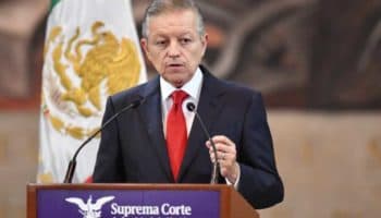 Zaldívar quebrantó 'flagrantemente' la división de poderes: Triana | Video