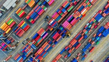 México registra un superávit comercial de 371 millones de dólares en octubre