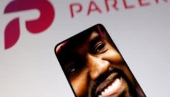 Kanye West ya no planea comprar plataforma de redes sociales Parler