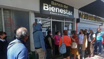 El Banco del Bienestar los están revictimizando: mamá de joven afectado