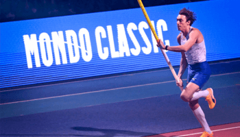 Duplantis rompe los límites y fija récord mundial de salto con pértiga | Video