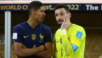 Varane dejará la selección francesa tras 10 años y una Copa del Mundo | Video