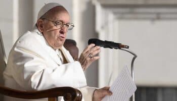 El papa pide rezar por los migrantes muertos en el incendio de Ciudad Juárez