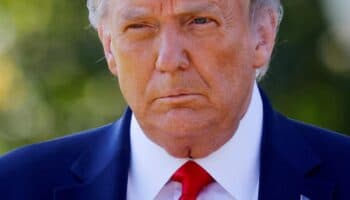 Trump 'intimida' testigos, alerta ex portavoz de la Casa Blanca