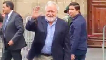 Encinas sale de Palacio sin hablar de ataque con Pegasus